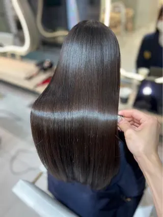 ロング 髪質改善×透明感 カラー🫧ふうま🪽のヘアスタイル