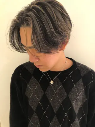 カラー ブリーチカラー🎀 韓国風/寺門美優のヘアスタイル