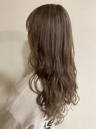 ロング カラー 石井（遠藤） 愛莉のヘアスタイル