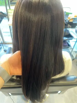 ロング 山内 彩愛のヘアスタイル