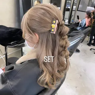 セミロング ヘアアレンジ エクステ🩵ブリーチ 韓国ヘア🩵KAEのヘアスタイル