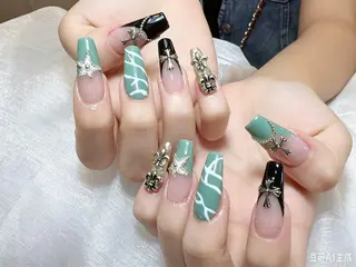 ネイル 当日予約可能💜 アキラのネイルデザイン