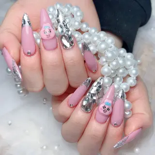 ネイル 🎀M nails✨ ビューティーのネイルデザイン