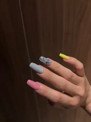 ネイル One ♡ YUKINEのネイルデザイン