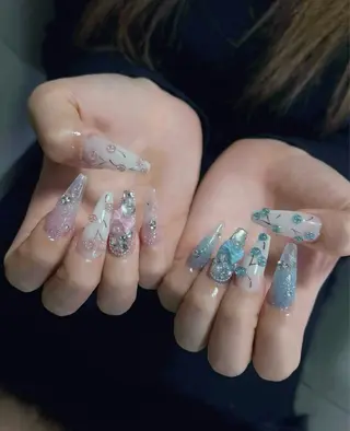 ネイル Lyna 池袋のネイルデザイン