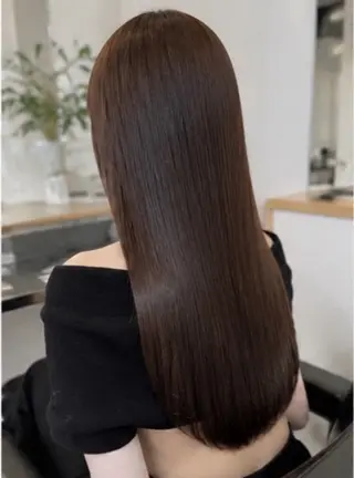 ロング 西北/アシスタント 池田佳倫のヘアスタイル