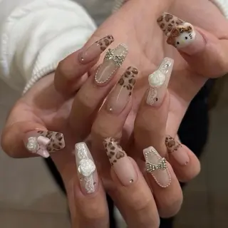 ネイル Sora  Nail 長さ出し専門店のネイルデザイン