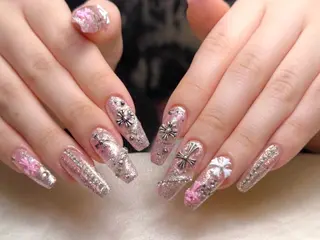 ネイル lucky nail 歌舞伎町のネイルデザイン