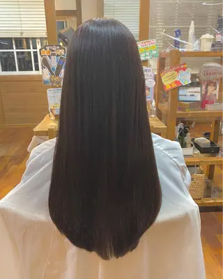 ロング 氷見 早祐香のヘアスタイル