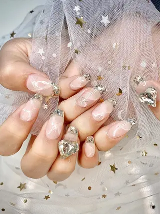 ネイル I-nailロング /ワンホン/キラキラのネイルデザイン