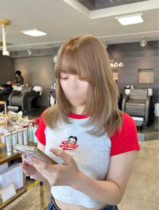 ミディアム レイヤー/艶髪カラー 森本くるみのヘアスタイル