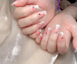 ネイル M🌷nail 長さだし専門店のネイルデザイン