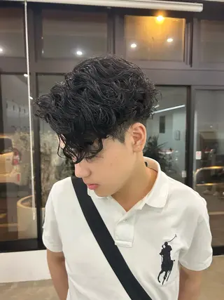 ショート パーマ メンズ 佐々木 大地のヘアスタイル
