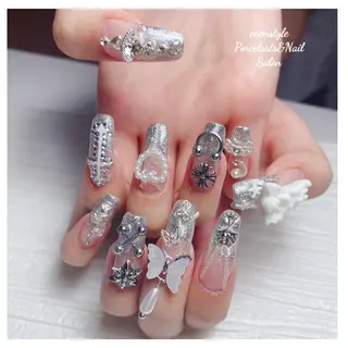 ミディアム ネイル 🐾enen style 🐾のネイルデザイン