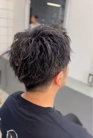 ショート カラー メンズ メンズ専門サロン wokeのヘアスタイル