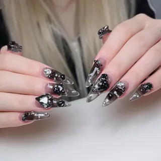 ネイル Sora  Nail 長さ出し専門店のネイルデザイン