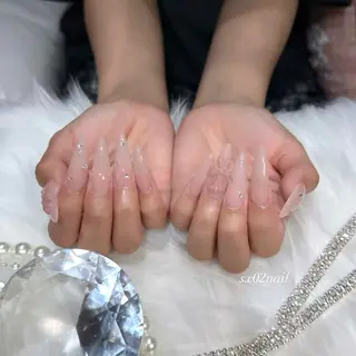ネイル 𝑆𝐸𝑅𝐴♡ 大人ギャル ワンホンのネイルデザイン