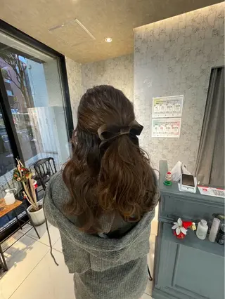 ヘアアレンジ 🫧❤️暖色艶カラ ー❤️🫧Kyaraのマツエク・マツパデザイン