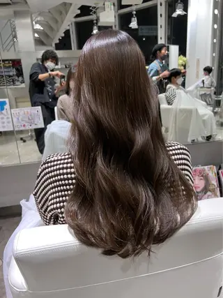 ロング カラー レイヤー/透明感 カラー　いくらまゆのヘアスタイル