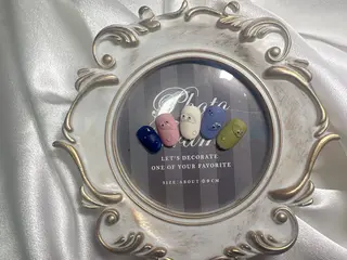 ネイル Rarity Salon  H.Sのネイルデザイン