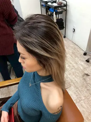 ミディアム カラー 星野 光汰のヘアスタイル