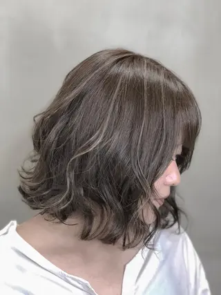 ミディアム カラー 【透明感、艶髪】西村 有司のヘアスタイル