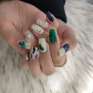 ネイル RUNWAY のネイルデザイン