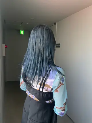 ミディアム 佐伯 和佳のヘアスタイル