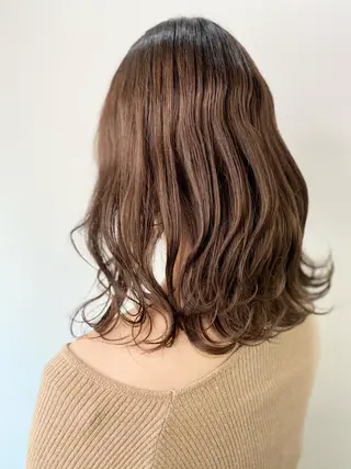 セミロング カラー レイヤーカット 赤み消し　店長/大和のヘアスタイル