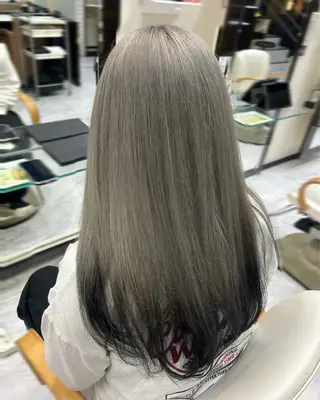 セミロング カラー 🫧💞ハイトーン 瀧田 菜々花🦄🫧のヘアスタイル