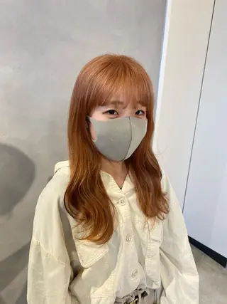 セミロング カラー 🩵ブリーチカラー MIORI🩵のヘアスタイル