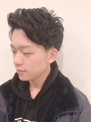 ショート カラー パーマ メンズ ちこ .のヘアスタイル