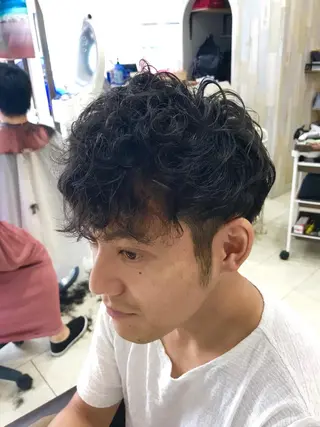 ショート パーマ メンズ 石井 彰浩のヘアスタイル