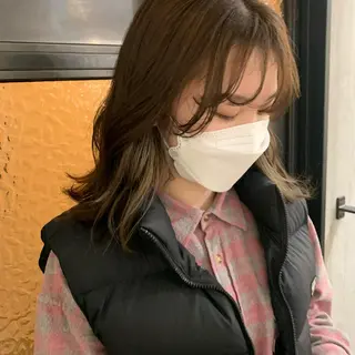 ショート カラー ヘアアレンジ 本間 結衣のヘアスタイル