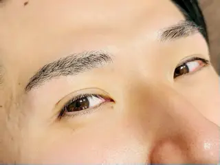 メンズ アイブロウ ワンネス トータルビューティーの眉毛・アイブロウイメージ
