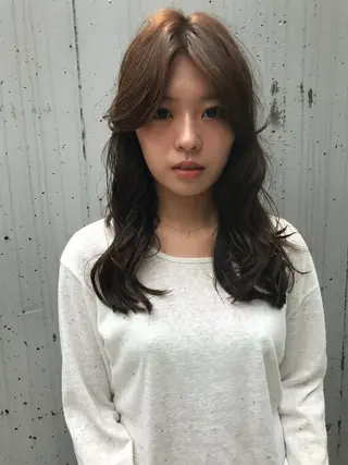 ミディアム カラー 赤み消しカラー/ ミントカラー/トモキのヘアスタイル