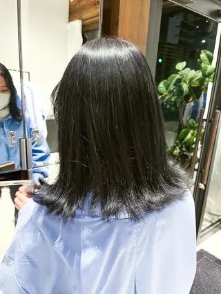 ミディアム カラー 林 美優のヘアスタイル