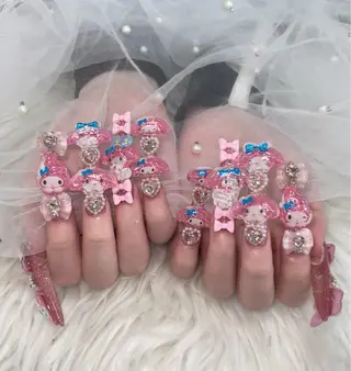 ロング ZUZU AMEE NAILのネイルデザイン