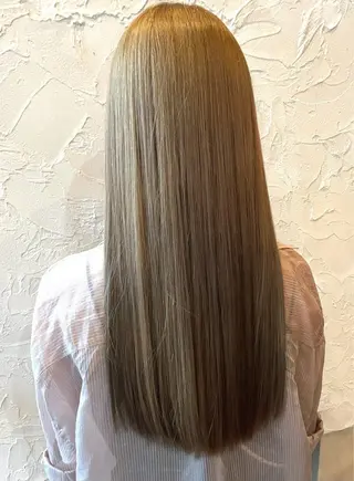 ロング 佐々岡 亮介のヘアスタイル
