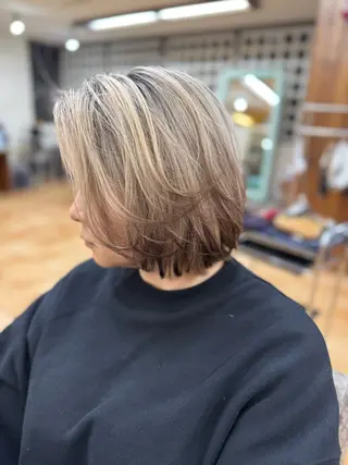 ミディアム dolphin ownerのヘアスタイル