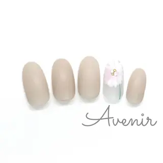 ネイル マツエク・マツパ Avenir 表参道 nail&eye予約のネイルデザイン