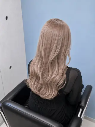 ロング 池袋/カラー特化🎨 ロング料金なし🩵のヘアスタイル