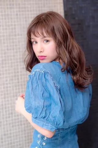 セミロング キッズ メンズ ヘアアレンジ パーマ カラー ネイル マツエク・マツパ lore下北沢 Officialのヘアスタイル