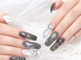 ネイル Lili Nail Studio西荻窪店のネイルデザイン