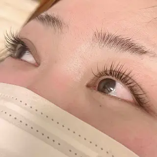 マツエク・マツパ U eのネイルデザイン