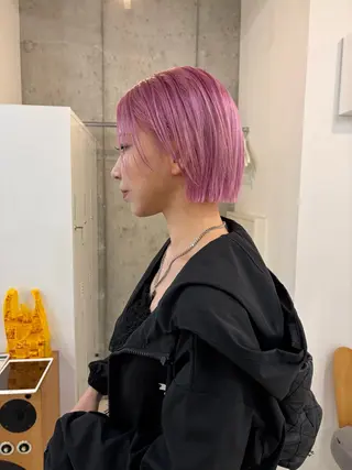 ショート カラー eri kinjoのヘアスタイル