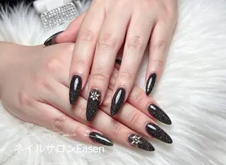 ネイル ネイルサロン Easenのネイルデザイン
