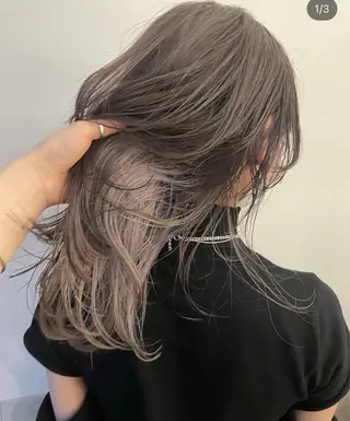 セミロング カラー 🫧ハイトーン✨格安 より質💐マンツーマのヘアスタイル
