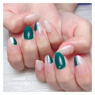 ミディアム ネイル 🐾enen style 🐾のネイルデザイン