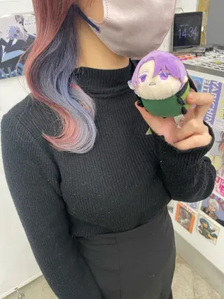 ミディアム カラー インナーカラー 推し ブリーチ  髪質改善のヘアスタイル